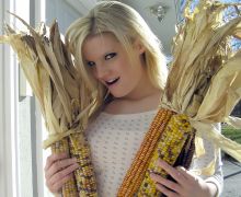 Corn smile blonde